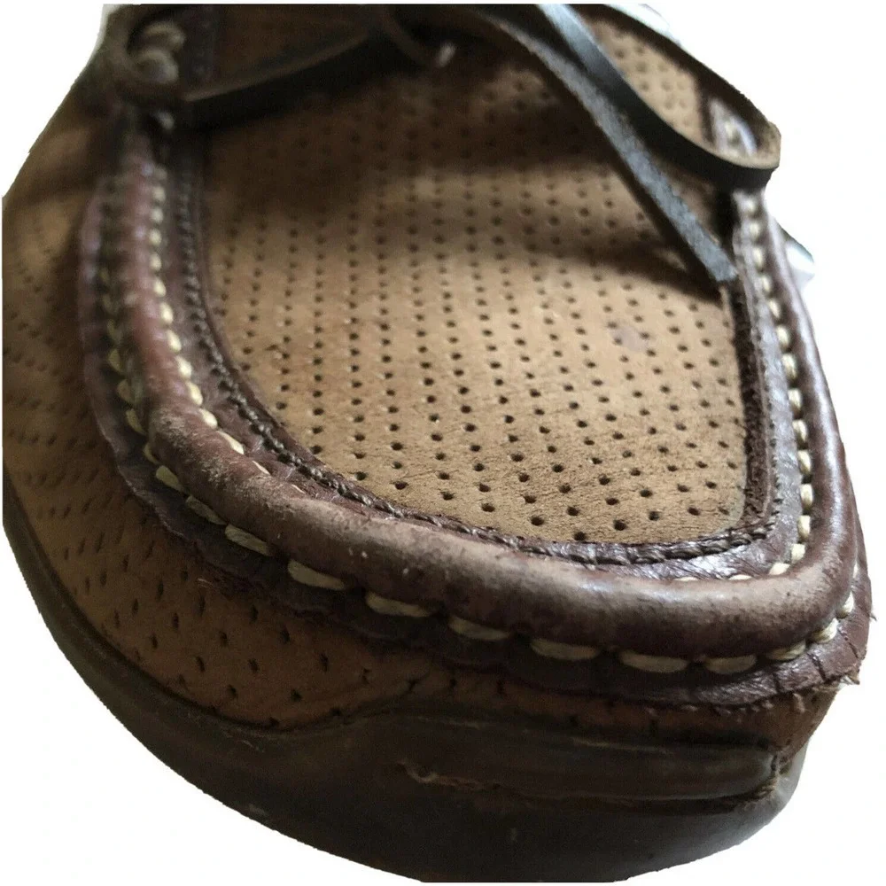NEW TOMMY BAHAMA Brown Camp Moc Leather Loafer Shoes Men’s 9.5 M